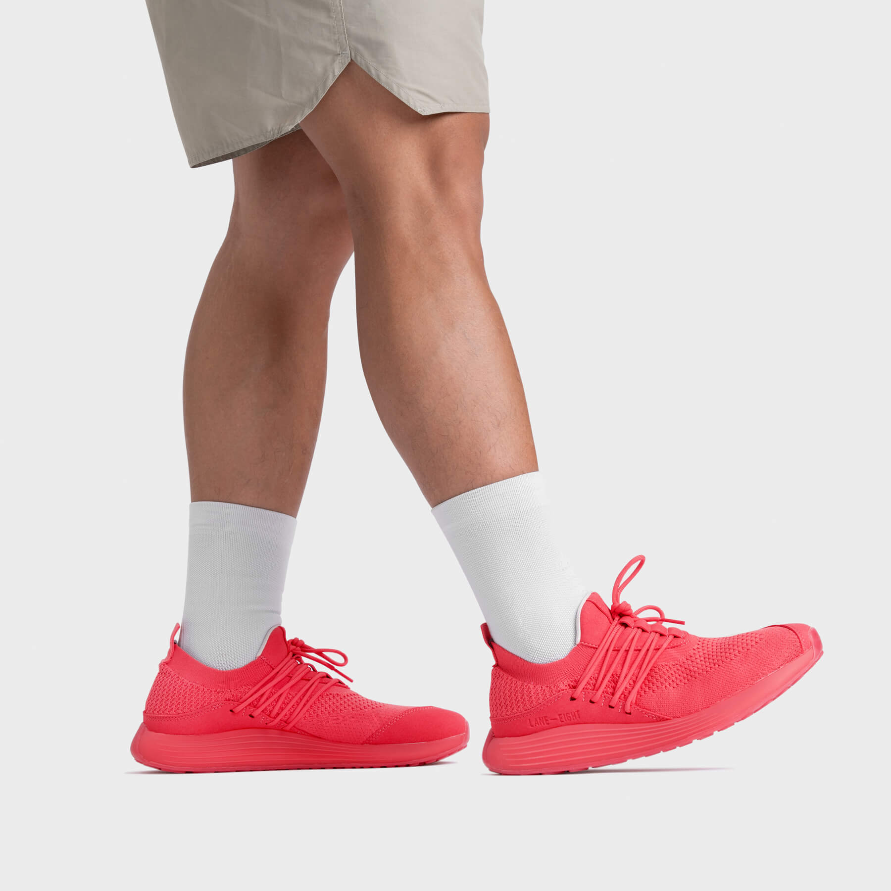 LANEEIGHT-TRAINER-AD-1-LERed-MensOnFoot